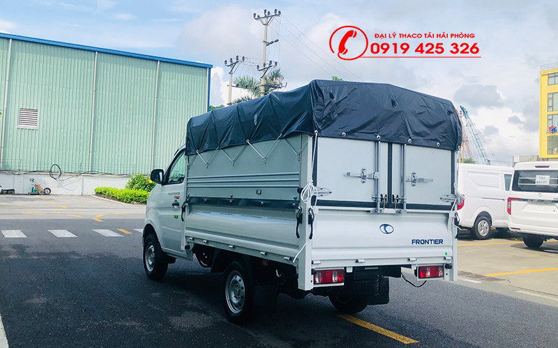Thaco TF220 thiết kế nhỏ gọn, linh động trên mọi cung đường.