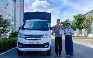 Bàn giao xe Thaco TF230 thùng mui bạt màu trắng tới anh Nguyễn Hoàng Hậu